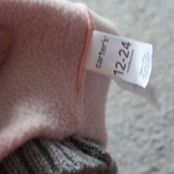 Carter's Girls Sz 12-24 M Winter Hat Gray Pom-pom - Picture 9 of 11